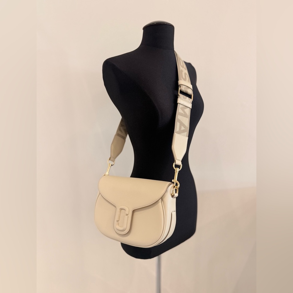 NWT Marc Jacobs large j Marc saddle bag - cloud white